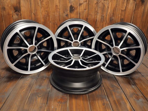 Dunlop D1S Alloys 5.5Jx13 Wheels ET16 4x108 PCD 13" Original Rims for Ford Capri whole set width view