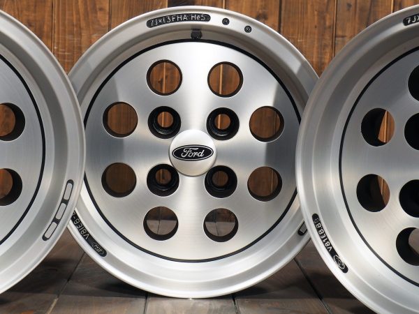 Ford Capri Pepperpot Alloys 7Jx13 Wheels ET05 4×108 PCD 13inch three wheels close up