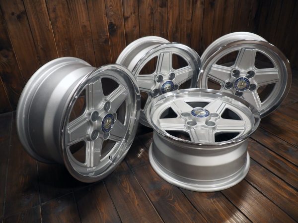 Melber Penta Wheels 7x15 ET24 Alloys Mercedes AMG four wheels side view