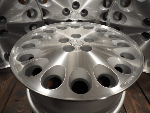 Alfa Romeo Speedline 16 inch Alloy Wheels 5×98 6.5Jx16 ET32 four wheels front detail