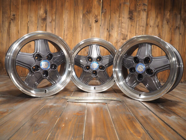 Mercedes Benz 15 inch Alloy Wheels 5x112 7Jx15 ET23 W107 W123 W116 W124 Penta 3 wheels front view