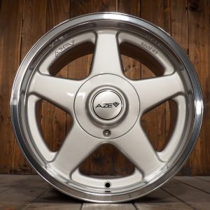 AZEV A 16 Zoll Alufelgen 5x100 7.5Jx16 9x16 VW Rabbit Vento VR6 GTI Corrado Frontansicht